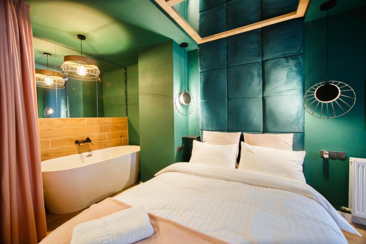 Green Velvet City Retreat Gran Varadino Esterno foto